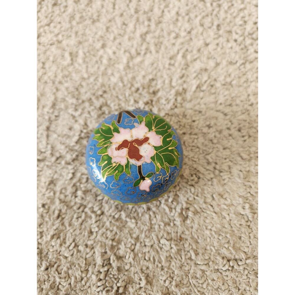 Jewelry Trinket Box Closoinne Floral Blue Willow ‎ 2 inch Round Vtg